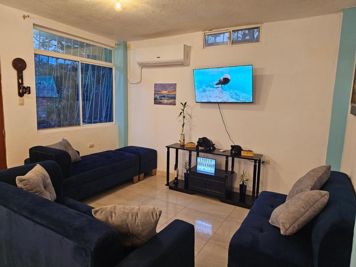סן קריסטובל Lovely Inn מראה חיצוני תמונה